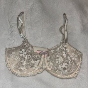 VS Dream Angel Push-Up without Padding